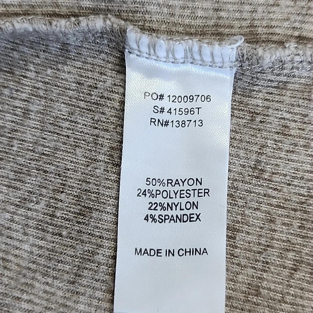 Doe & Rae Womens Mock Neck Ribbed Tan Sweater Top long sleeve Size‎ M